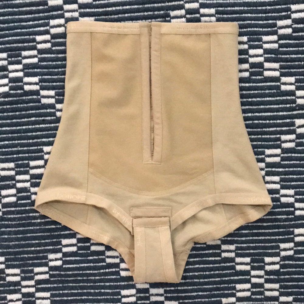 Bellefit girdle, size small, brand new with tags